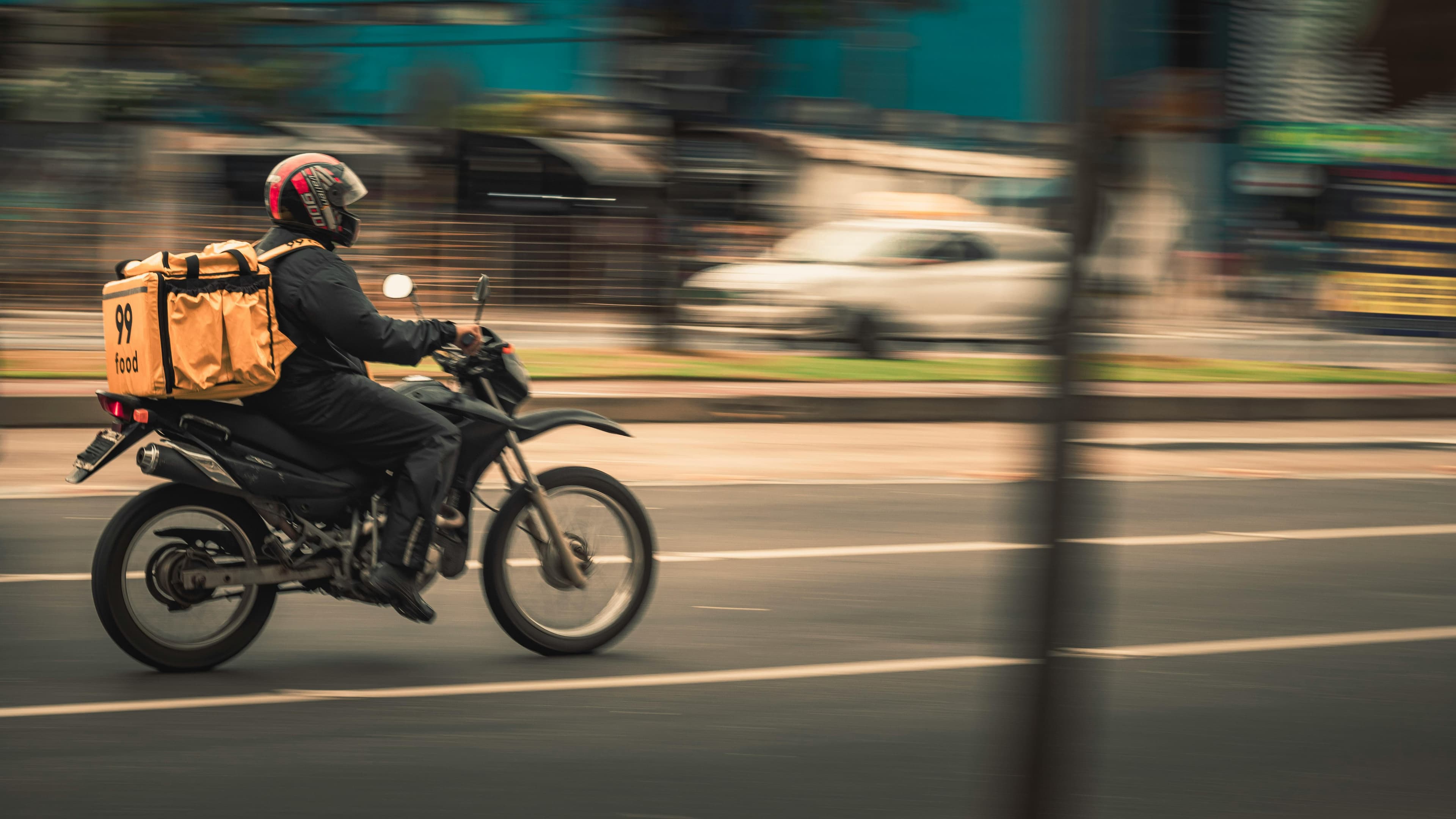 Building a custom food delivery app: the opportunity for growth in QSR