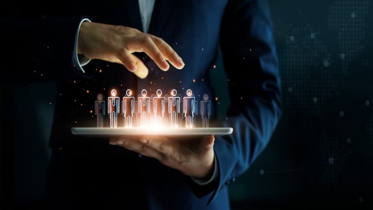 HR Tech in Talent Management: Trends that encourage employee stickiness