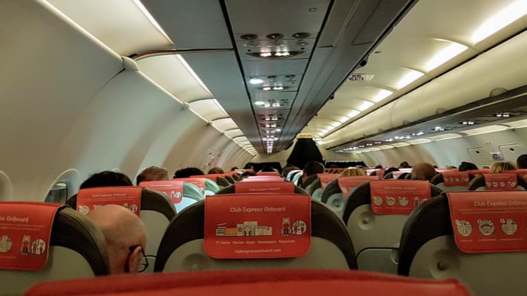 New technologies enhancing UX in airlines industry