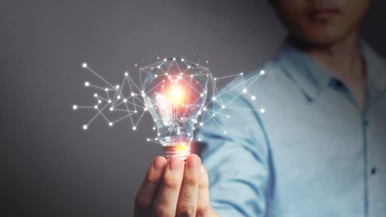 RAPID: an accelerated approach to digital design thinking for innovators in every industry